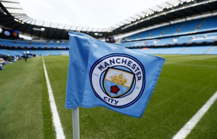 Manchester City no podrá fichar jugadores en formación durante un año