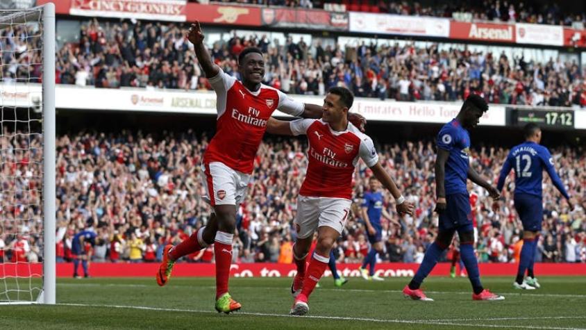 Sonríe Alexis: Arsenal vence a Manchester United y sigue soñando con la Champions