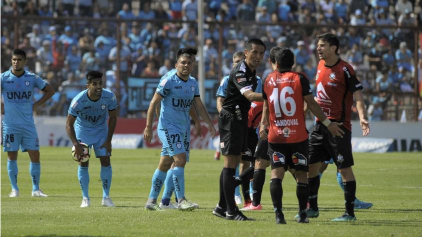 Iquique pierde como local frente a Antofagasta y se aleja de la disputa por el título