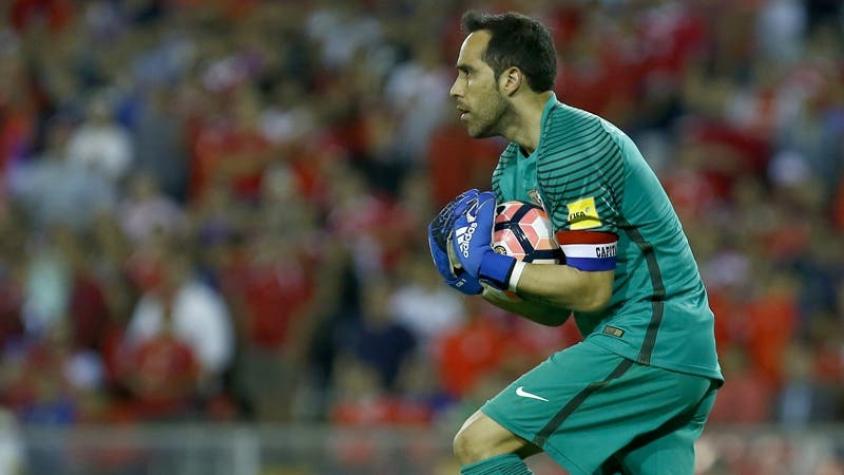 Claudio Bravo realizará clínica para arqueros en Chile antes de viajar a Copa Confederaciones