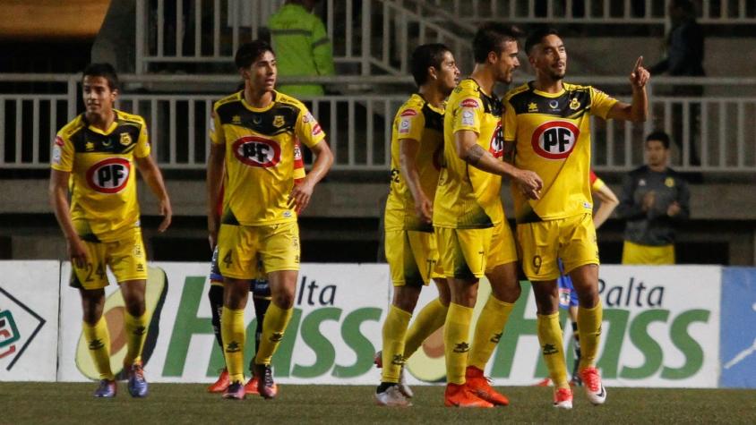 Defensa de San Luis hace llamado a Colo Colo: "Si llega un incentivo por ganar, no es malo"