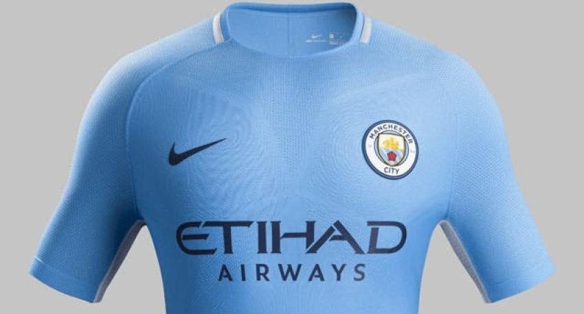 Manchester City presenta nueva camiseta inspirada en campeones de 1968