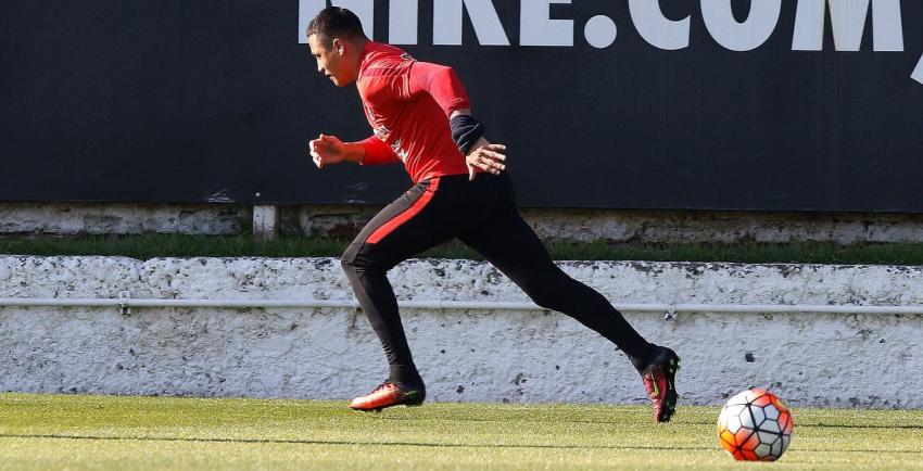 [VIDEO] Alexis entrena en solitario antes de viajar a Rusia para unirse a "La Roja"