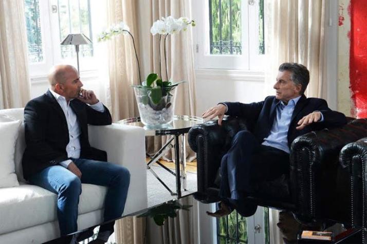 Presidente Mauricio Macri recibe a Jorge Sampaoli tras triunfal gira de la "Albiceleste"