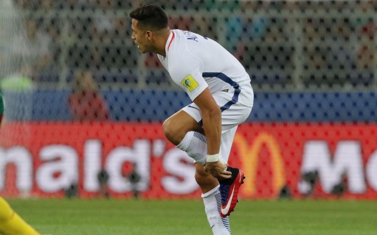 [FOTOS] Así le quedó el tobillo a Alexis Sánchez tras jugar ante Camerún