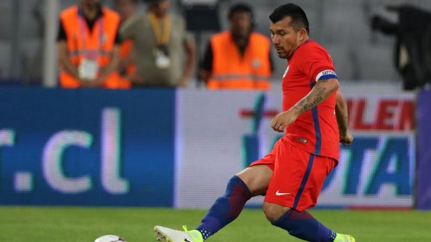 [VIDEO] A la caza del "Pitbull": Gary Medel debe decidir su futuro para la próxima temporada