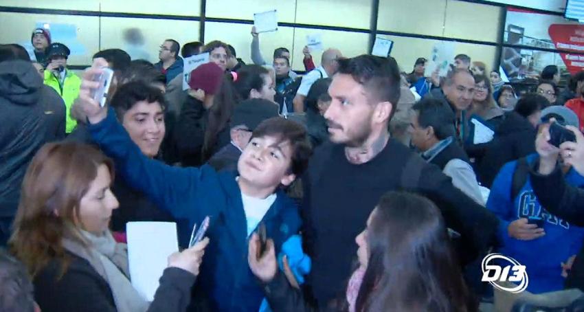 [VIDEO] "Esto lo esperaba hace muchos años": así fue la llegada de Pinilla para integrarse a la "U"