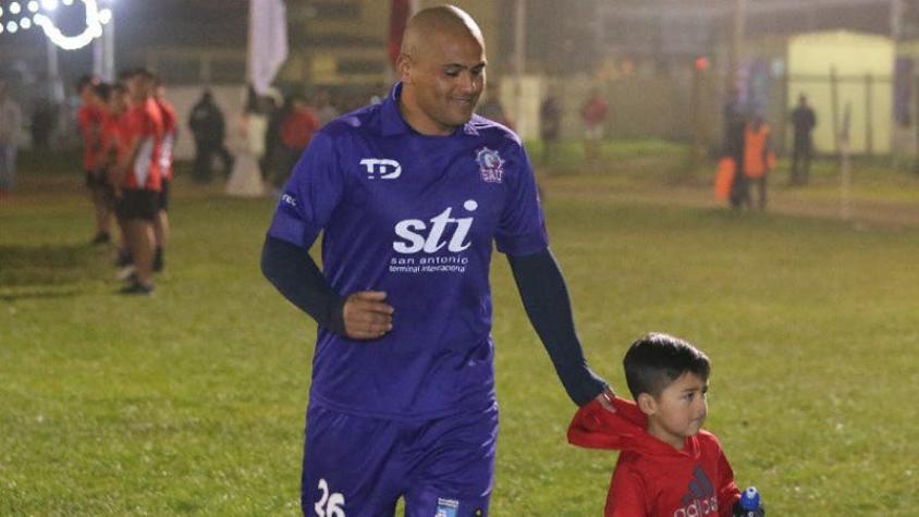 [VIDEO] El golazo de “Chupete” Suazo en la “Noche Lila” de San Antonio Unido