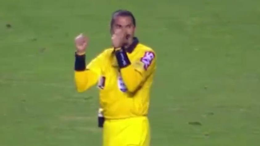 [VIDEO] Polémica en Brasil: Árbitro pita el final del partido y lo celebra