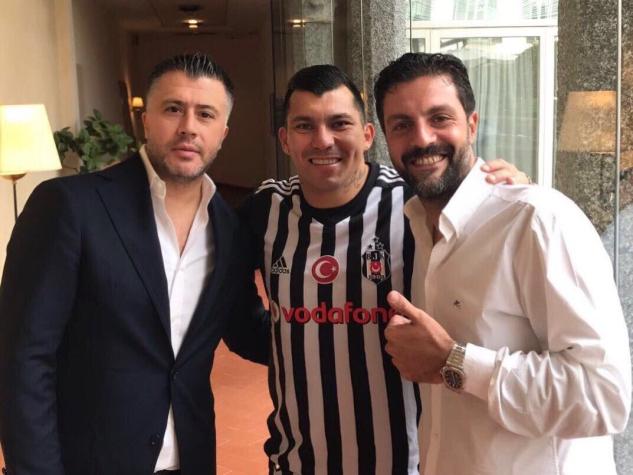 Besiktas anuncia oficialmente la llegada de Gary Medel