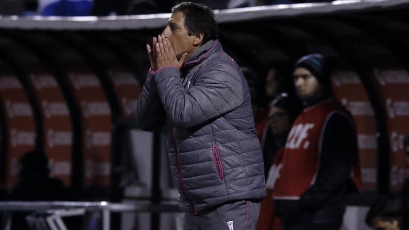 Mario Salas asume falta de gol en la UC y elogia actitud de Santiago Silva por su suplencia