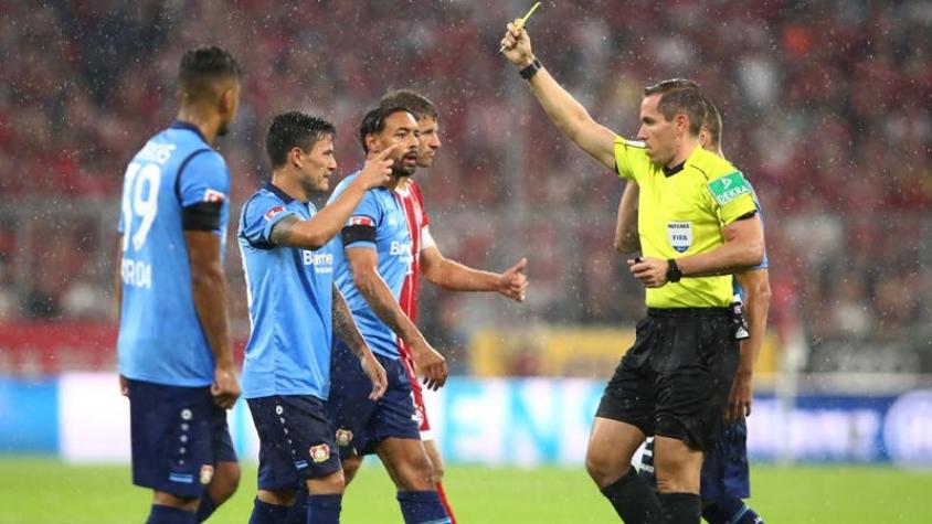 [VIDEO] Penal de Charles Aránguiz es el primer VAR en la historia de la Bundesliga