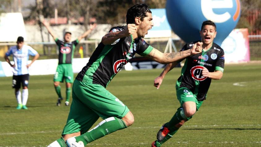 Primera B: Puerto Montt supera a Magallanes con un doblete del "Loco" Abreu