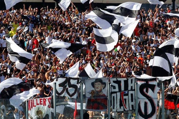 [VIDEO] Grupo de hinchas de Colo Colo realizan desmanes en Centro Deportivo de la “U