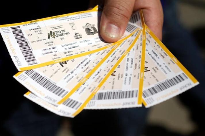 Ya se agotan entradas para duelo Colo Colo-“U” de cara al Superclásico