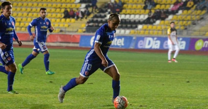 Ronald Fuentes anuncia que juvenil de la "U" tomará puesto de Benegas en el Transición