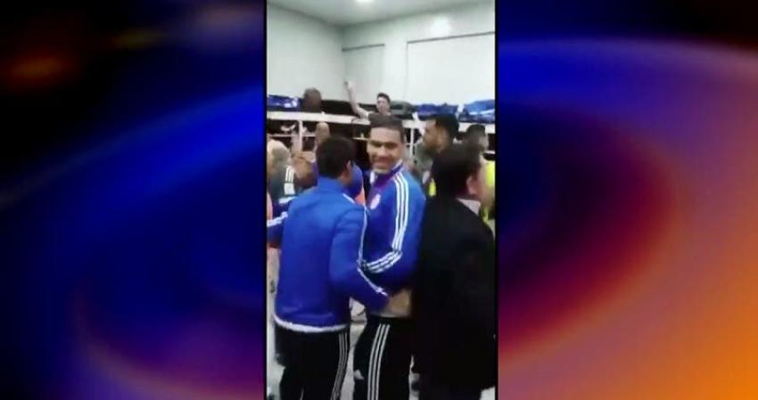 [VIDEO] El cántico en el camarín de Paraguay tras vencer a Chile en Clasificatorias