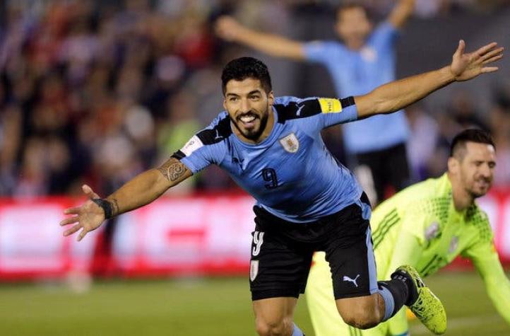 Uruguay más cerca de Rusia: Da el golpe al vencer a Paraguay en el Defensores del Chaco