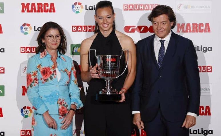 Christiane Endler recibe Premio Zamora en España