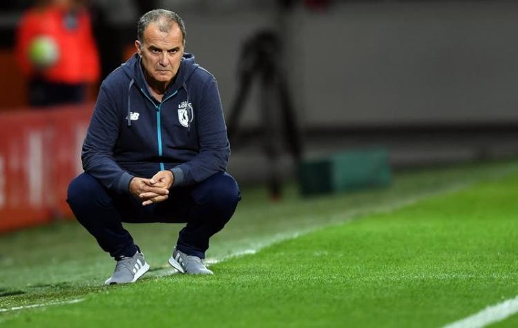 [VIDEO] Marcelo Bielsa cuesta abajo: el difícil momento del entrenador en Francia