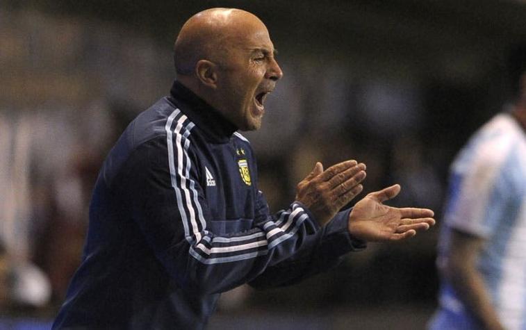 [VIDEO] "No me vendas más humo": argentinos cuestionan campaña de Sampaoli en la "Albiceleste"
