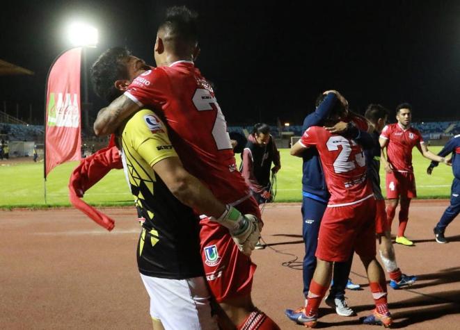 [VIDEO] Goles Primera B fecha 14: La Calera vence a San Marcos en el Carlos Dittborn