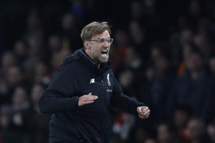 Klopp pide a hinchas de Liverpool evaluar a su millonario fichaje por su calidad y no por su costo