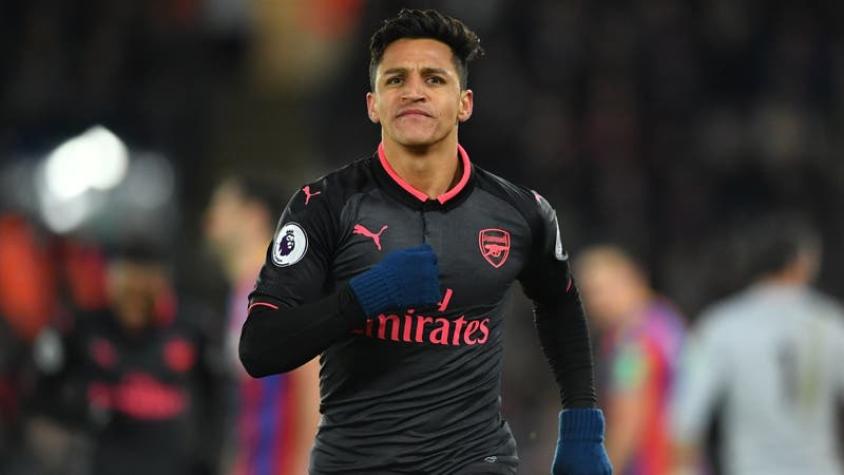 En Inglaterra aseguran que Alexis ya acordó su contrato con Manchester United