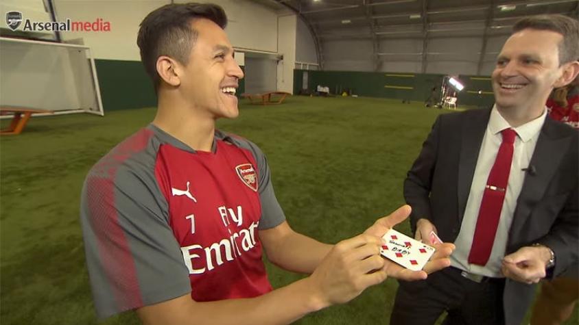 [VIDEO] Mago deslumbra a Alexis Sánchez y sus compañeros en Arsenal