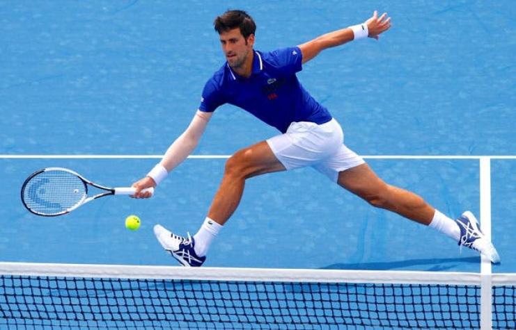 Djokovic vuelve a las canchas con triunfo sobre Thiem tras seis meses de ausencia por lesión