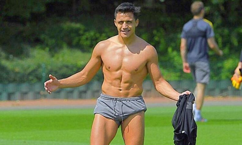 En portada: United destaca el gran cambio físico de Alexis desde su arribo a Europa