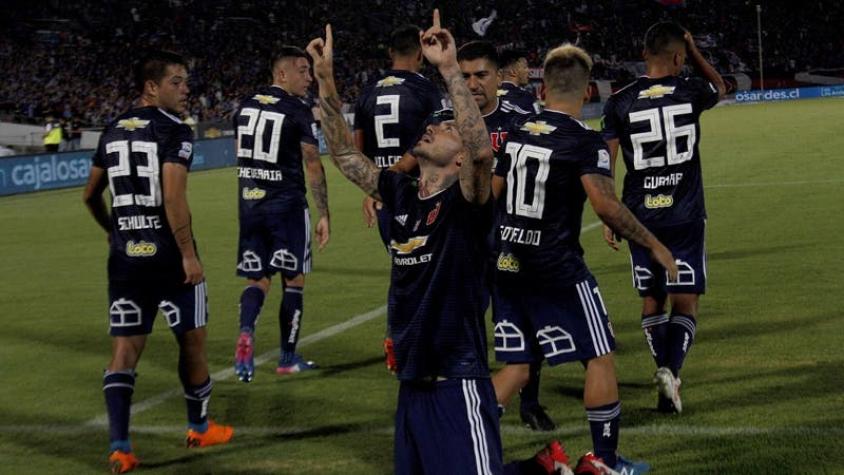 Dedicado a su amigo Astori: Pinilla es figura en triunfo de la U sobre Antofagasta