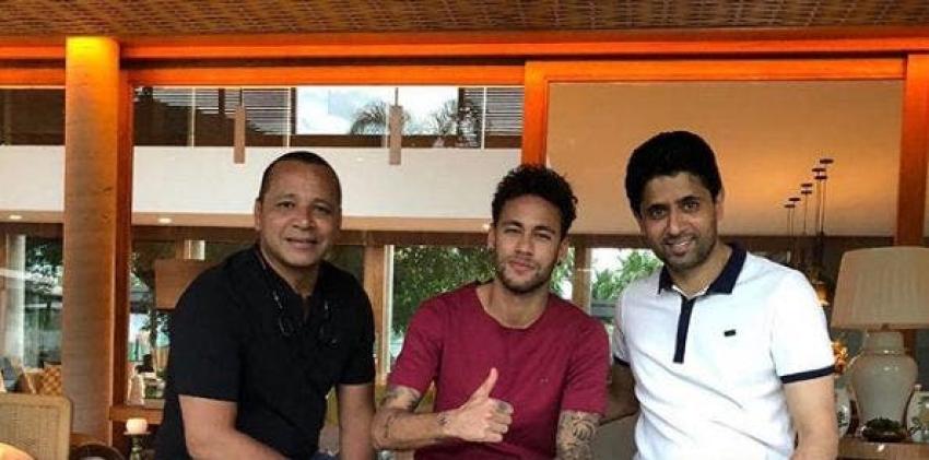 Presidente del París Saint-Germain visita a Neymar en Brasil