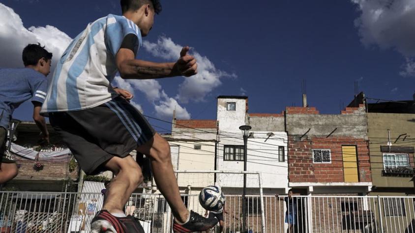Escándalo por las denuncias de abuso sexual de menores sacude al mundo del fútbol en Argentina