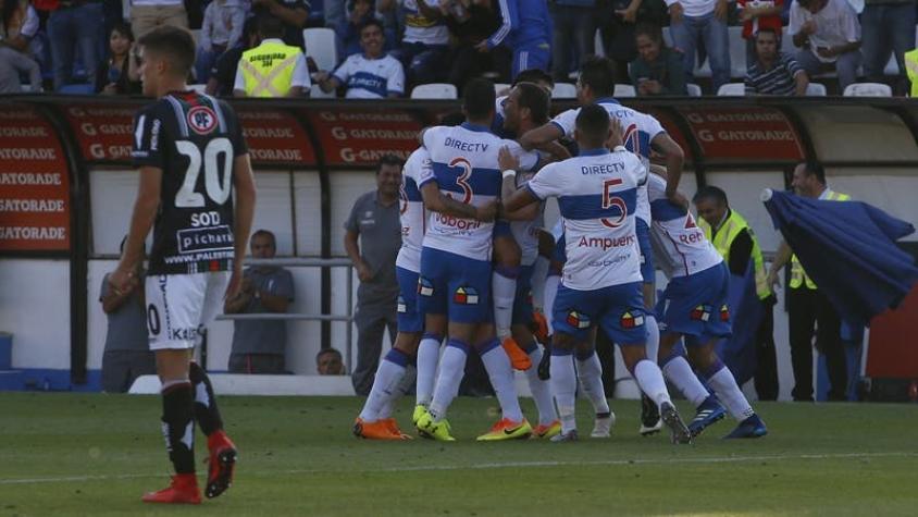 Católica cumple con ajustado triunfo ante Palestino y comparte liderato con la U