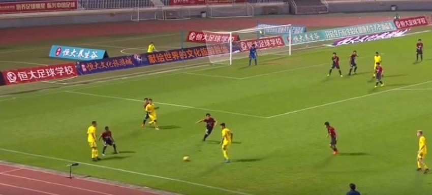 [VIDEO] El golazo del "10" chileno de la Sub 17 de Boca Juniors