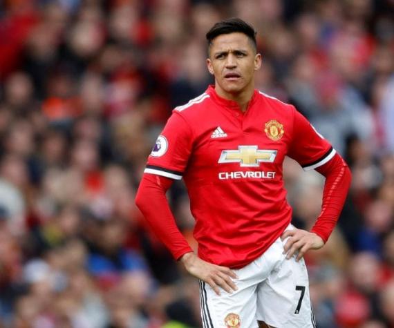 [FOTO] Alexis Sánchez se luce en gala de premios del Manchester United