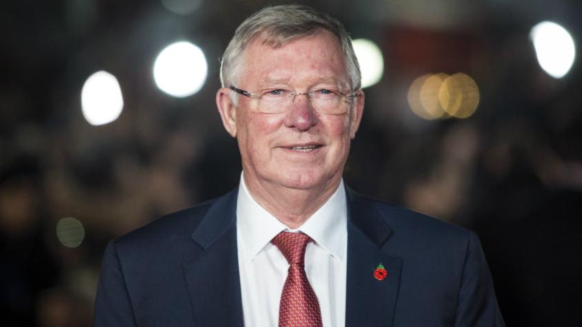 Sir Alex Ferguson mejora y abandona la unidad de cuidados intensivos