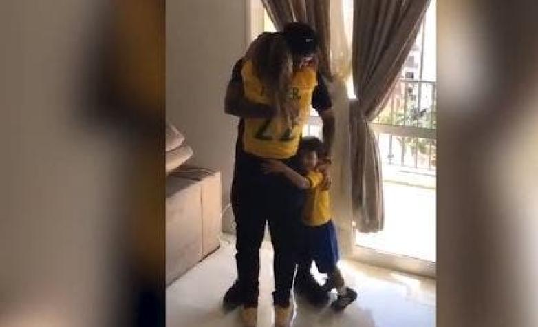 [VIDEO] La emotiva reacción de la familia de crack brasileño tras su convocatoria al Mundial