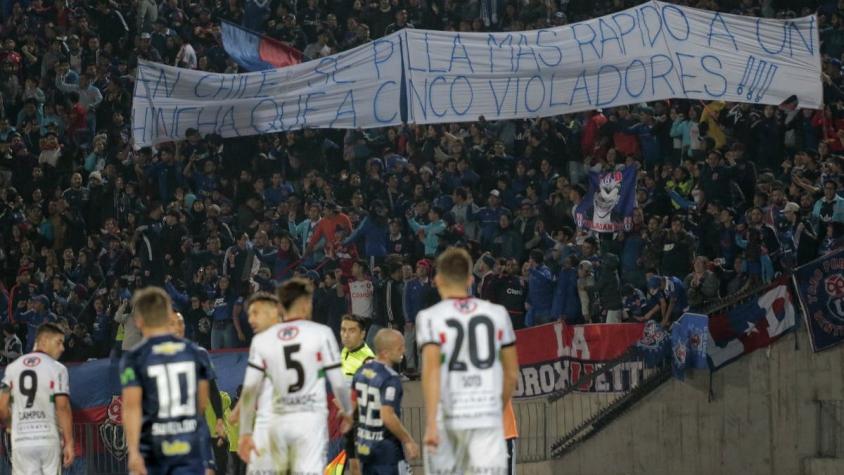 [FOTOS] No aprenden: Barra de la U respalda a hincha y vuelve a agredir a Tupper