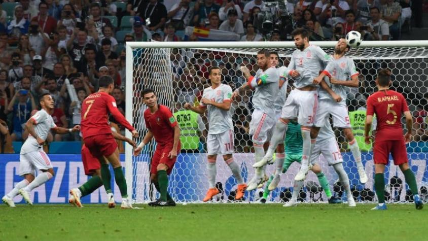 [VIDEO] Primer Hat-trick en Rusia: El espectacular tiro libre de Cristiano Ronaldo ante España