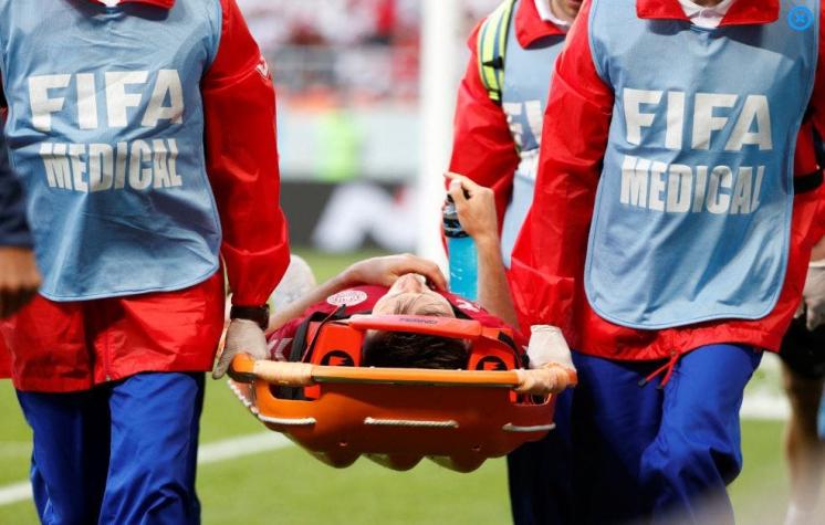 [VIDEO] El duro choque que obligó a jugador de Dinamarca a abandonar el partido frente a Perú