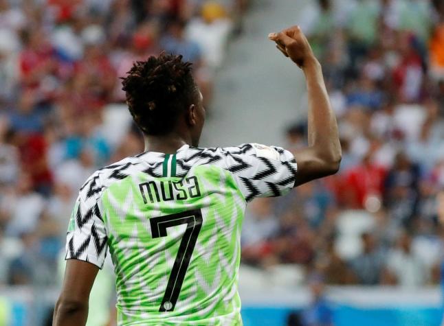 [FOTOS] Hinchas argentinos se rinden ante los goles de Musa y lo comparan con Messi