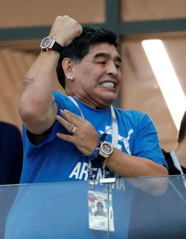 [VIDEO] La efusiva celebración de Maradona tras el gol de Messi ante Nigeria