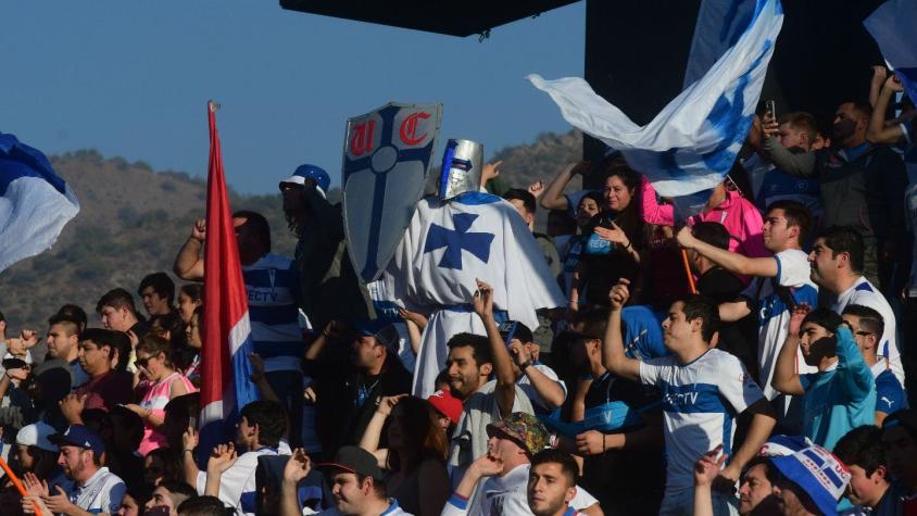 La camiseta de Universidad Católica que salvó a un periodista chileno en Croacia