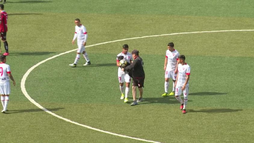 [VIDEO] La figura que "se robó la pelota" en la Primera B del fútbol chileno