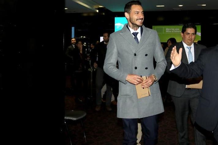 [FOTOS] Mauricio Pinilla reaparece en público tras polémica salida de Universidad de Chile