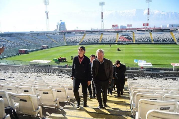[VIDEO] Colo Colo desestima solicitud para que la U caliente en la cancha del Monumental