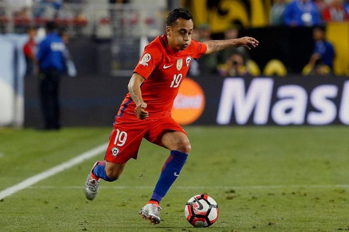 Fabián Orellana es baja en la nómina de Reinaldo Rueda por lesión