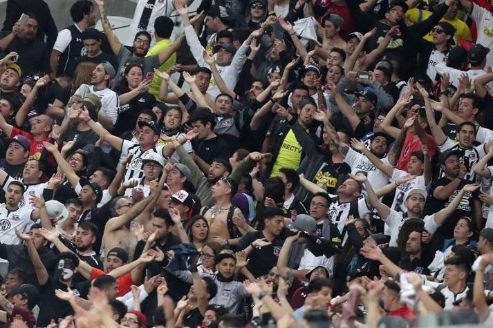 Colo Colo recibe nueva sanción de la Conmebol por mal comportamiento de sus hinchas